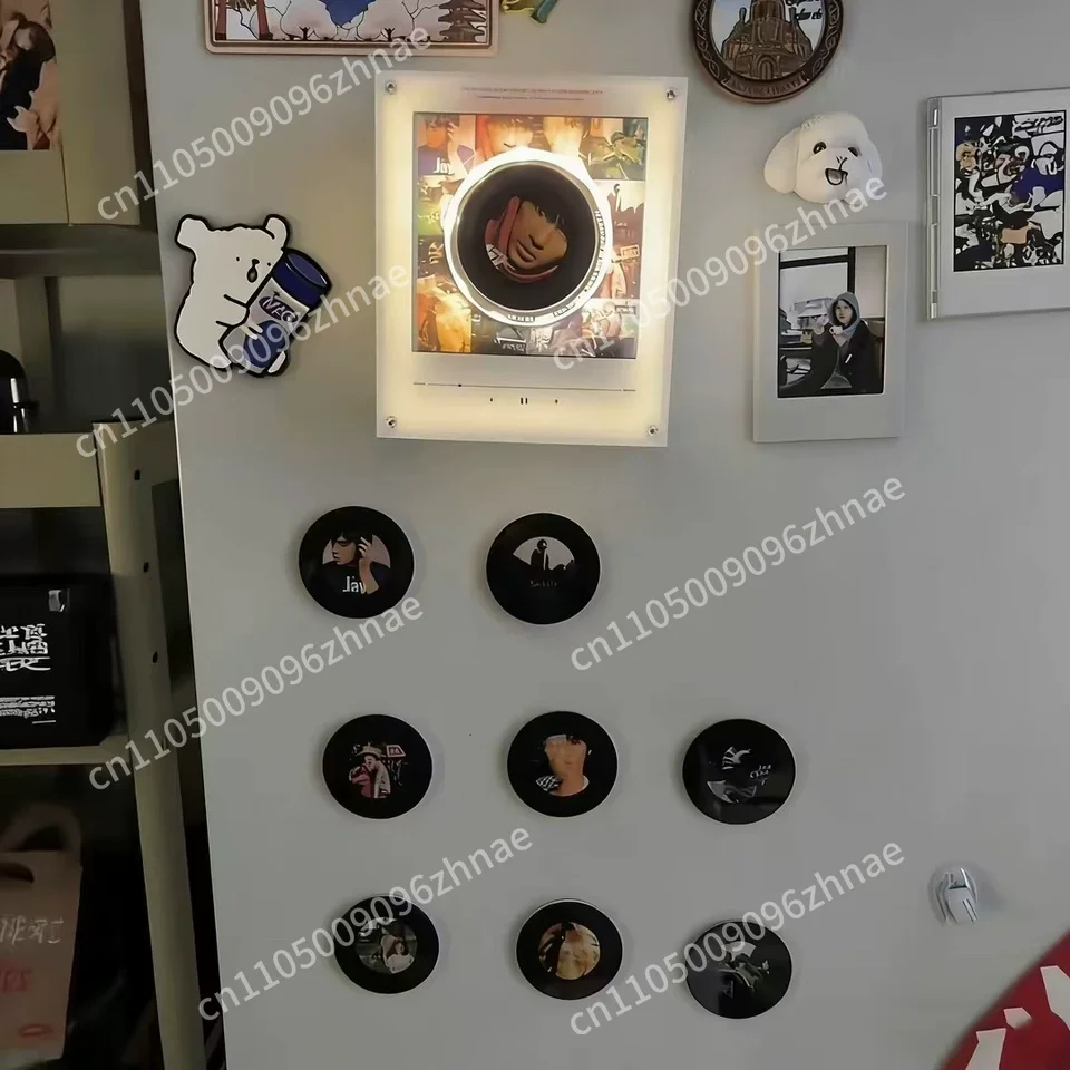 Picture 4: Refrigerator Magnetic Rotary Disc Machine,NFC Sensor&Night ,128G Memory Card,Automatic Singing Acrylic Creative Ornament