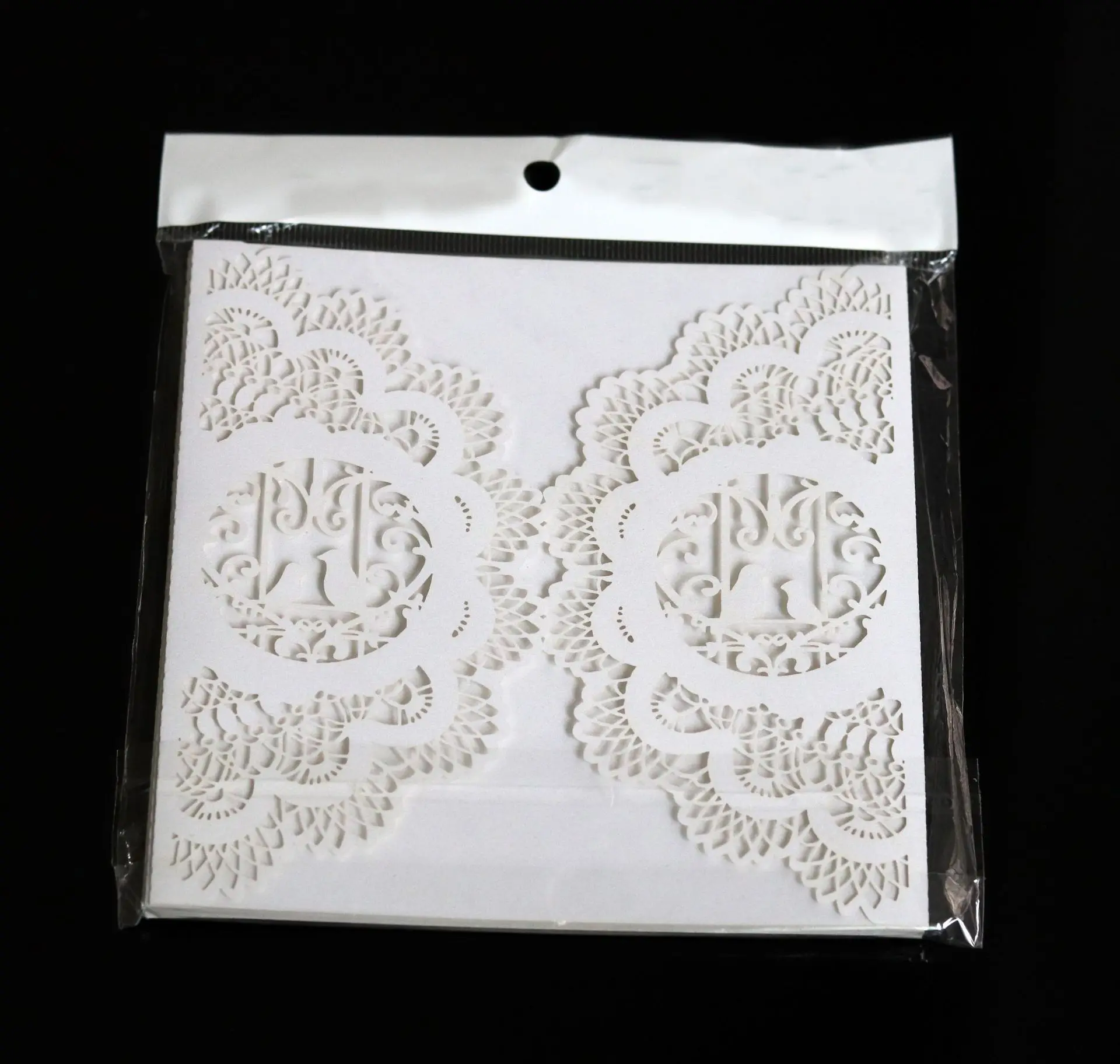 100/50 قطعة 15X15 سنتيمتر غطاء بطاقة دعوة الليزر الأوروبي دعوة الزفاف خارج قذيفة بالجملة AK-HK-5