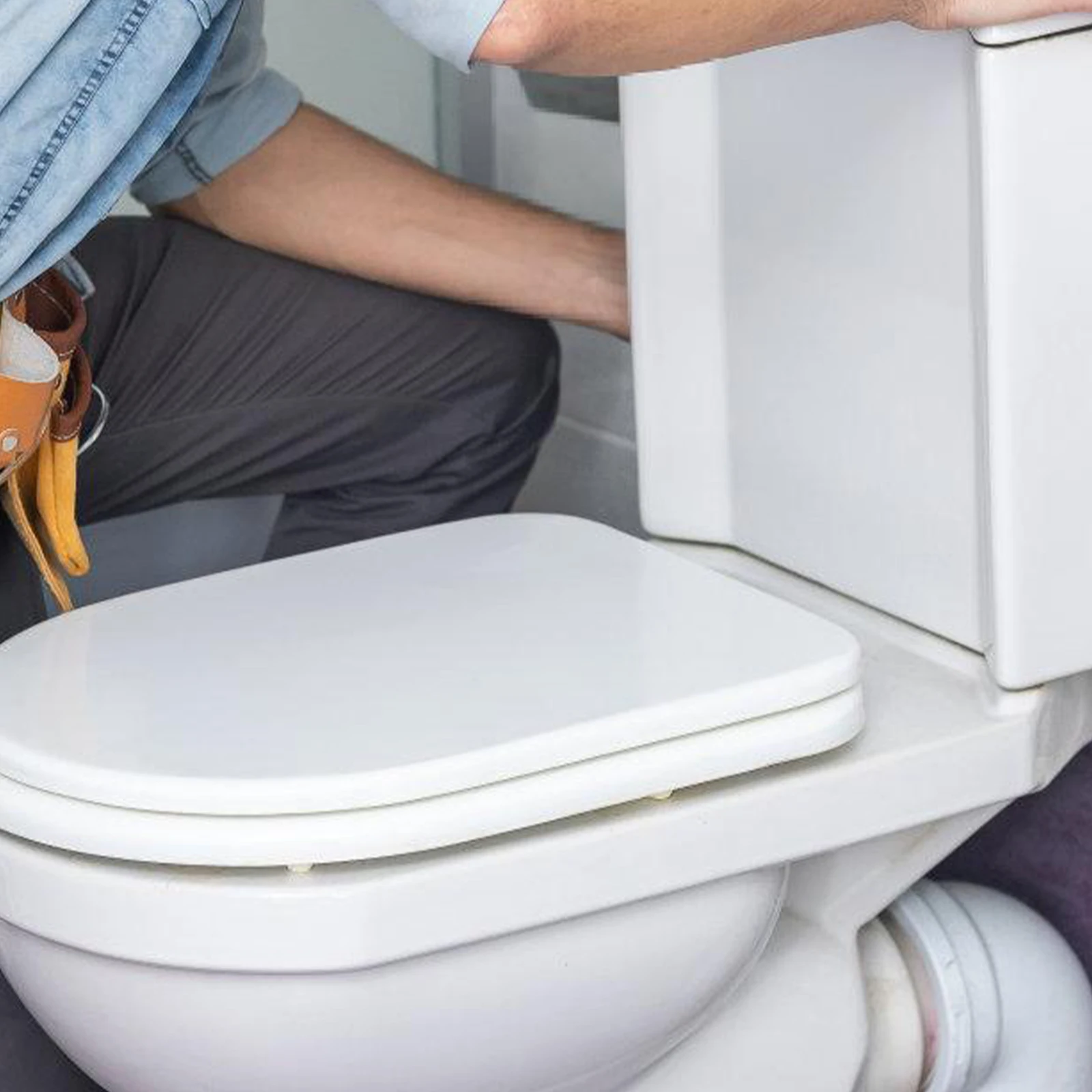 

2Pcs Toilet Seat Fixed Bolts Replacement Hinges Mats Toilet Seat Fixing Screws Secure Durable Top Fixing Screws