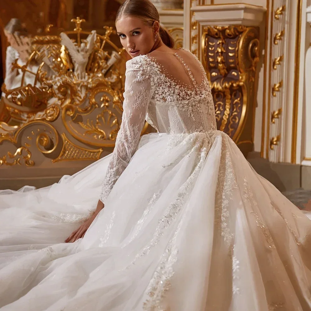 Abiti da sposa personalizzati a maniche lunghe 2025 Sweetheart Appliques Abito da ballo da sposa Treno reale Vestido De Novia