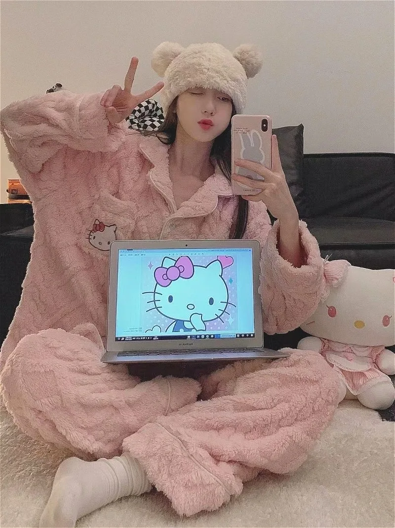 Kawaii Hello Kitty Winter Coral Fleece Long Sleeve Pajamas Women\'s Lapel Cartoon Thickened Sweet Anime Printed Home Clothes Set