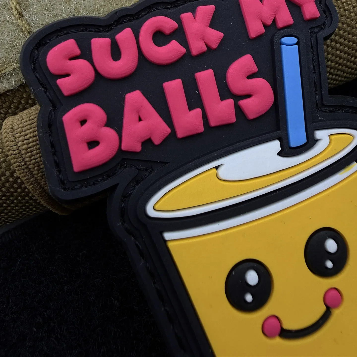 Lustiger Bubble Tea PVC Morale Patch, süßes taktisches Klett-Abzeichen für Rucksack, Mütze, Jacke, Weste, Outdoor-Ausrüstung – Detail 6