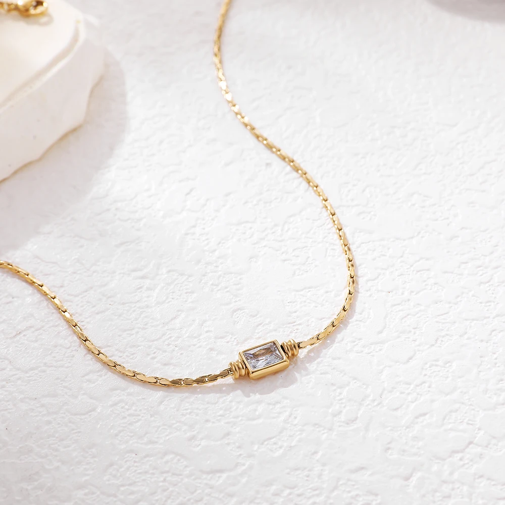 18K Gold Plated Sparkling Crystal Zircon Necklace Metal Thin Snake Chain Sexy Clavicle Choker Wedding Jewelry Women Accessories