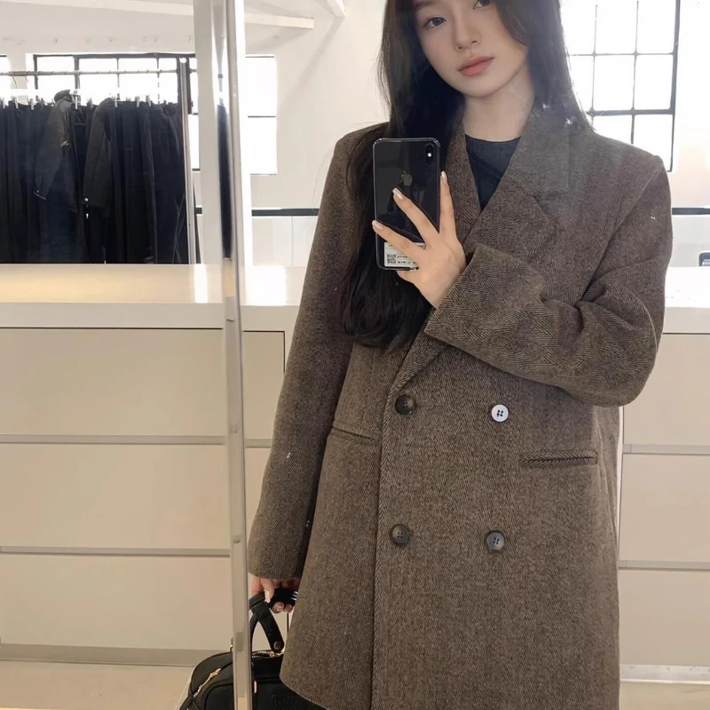 2025 invierno nuevo cuello grueso moda personalizada más terciopelo medio largo abrigo de lana para mujer