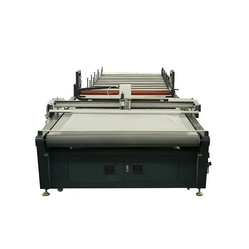 Automatic pocket computer sewing machine digital numerical control cutting machine for cutting fabrics, bedding, curtains,
