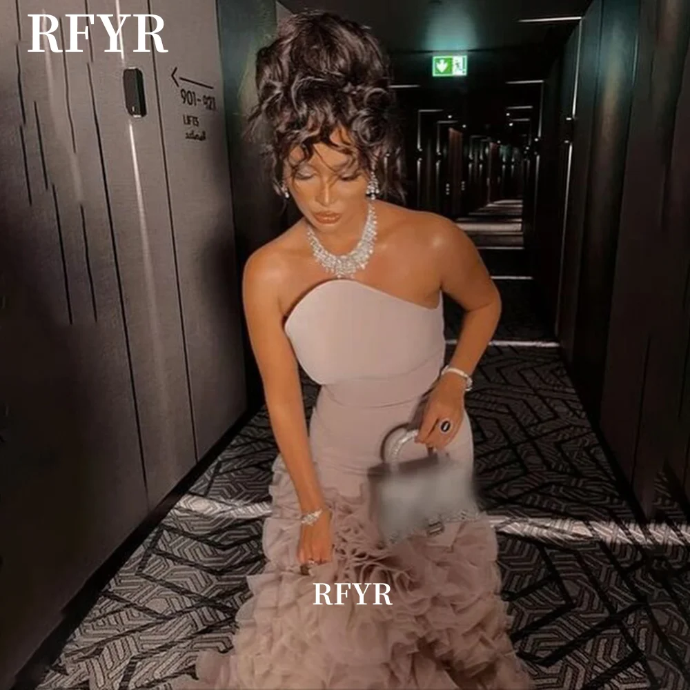 ชุดราตรีทรงเมอร์เมดแบบไร้สายรัด รุ่น RFYR ชุดราตรีงานพรอมหลายชั้น ชุดเดรสออกงานจับจีบ สามารถสั่งตัดได้