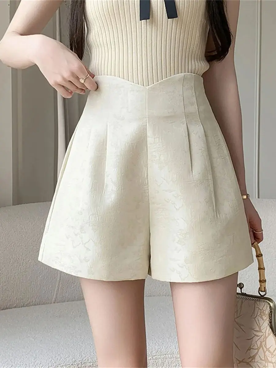 

New Chinese Style Vintage Jacquard Shorts For Women 2025 Autumn High Waist Wide-leg Pants Ethnic Style Female Clothing