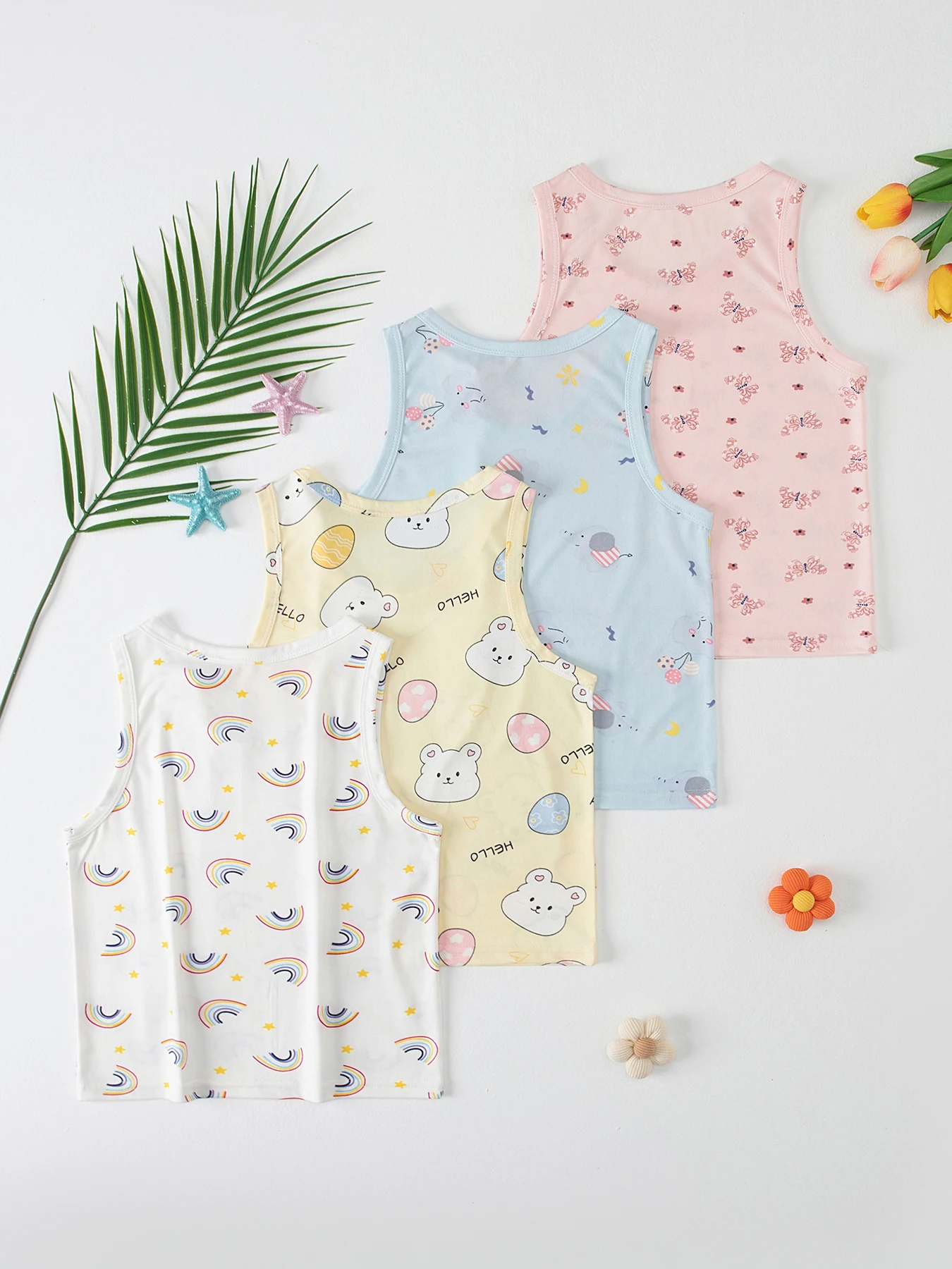 4/5-teiliges Set für Kinder: Bequeme und vielseitige Weste für alle Jahreszeiten, lässiges Rundhals-Oberteil für Jungen, süß bedrucktes Unterhemd für Mädchen. – Detail 4