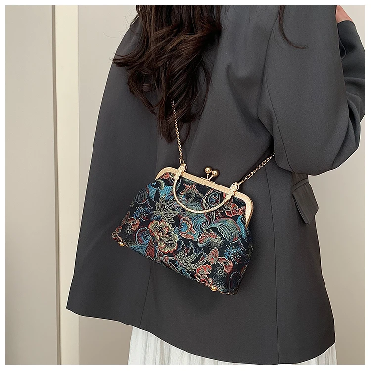 Silk Embroidery Crossbody Bag Patchwork National Style 2025 Hot Sale Bags for Women Hasp Simple Fashion Women's Handbags