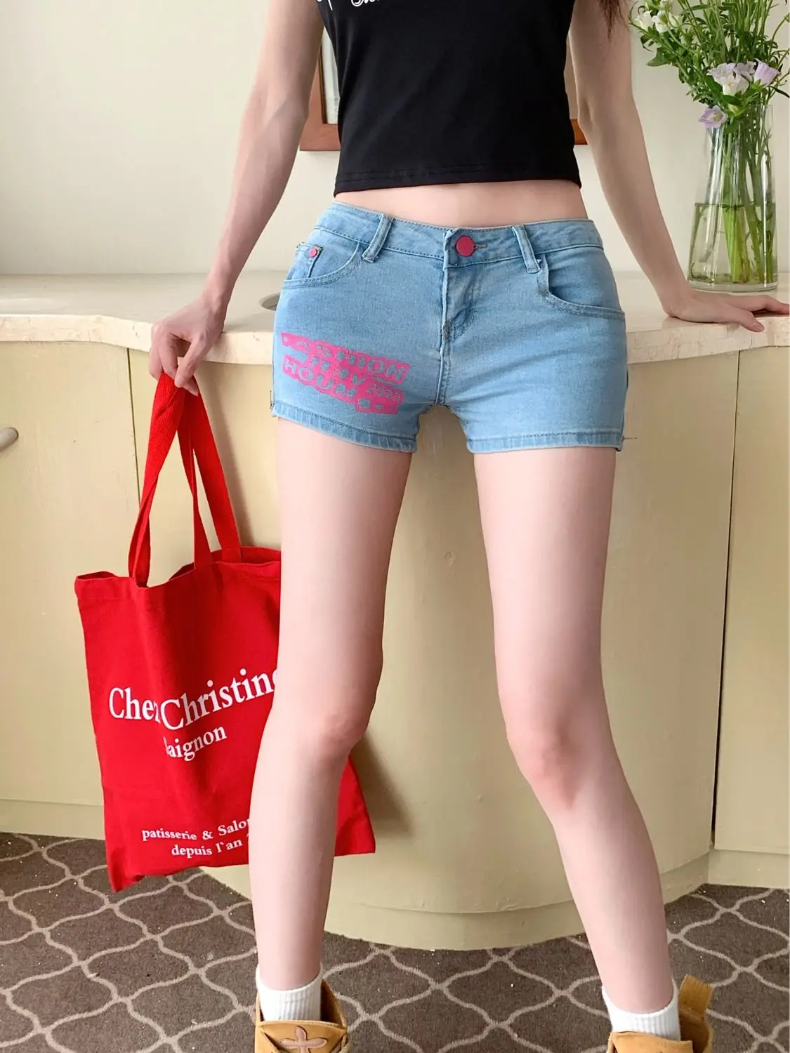 Denim super shorts letter low waist American sexy hottie women 2024 summer new design slim straight ins super shorts