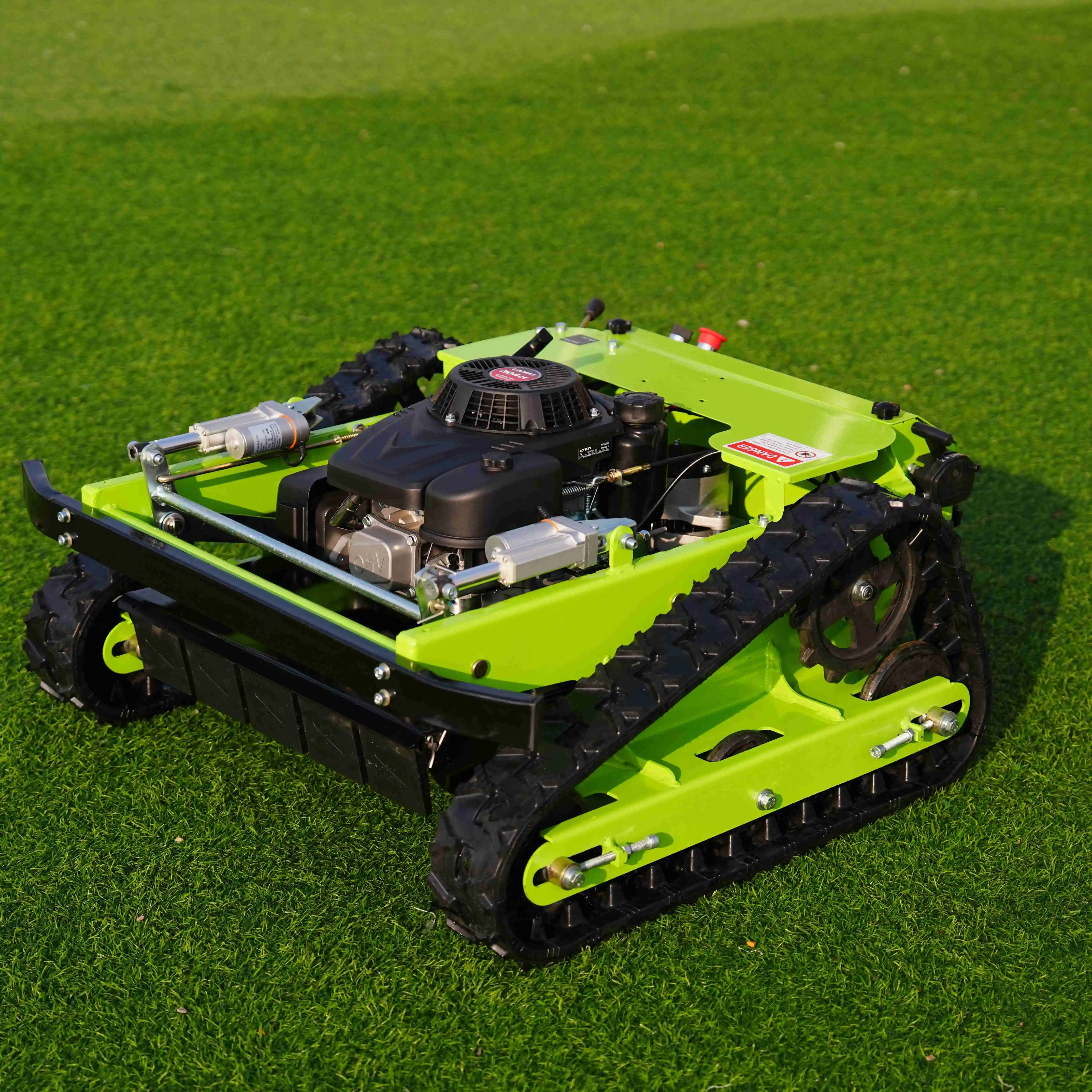 Hot Selling 540mm Industrial Remote-Controlled  Powered Grass Cutting Machine