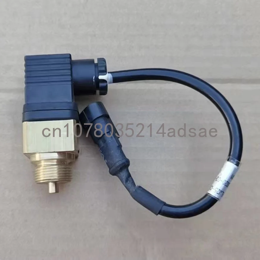 Crane on-board Crane Sanitation Truck Oil Temperature Sensor Hydraulic Oil Radiator Temperature Switch