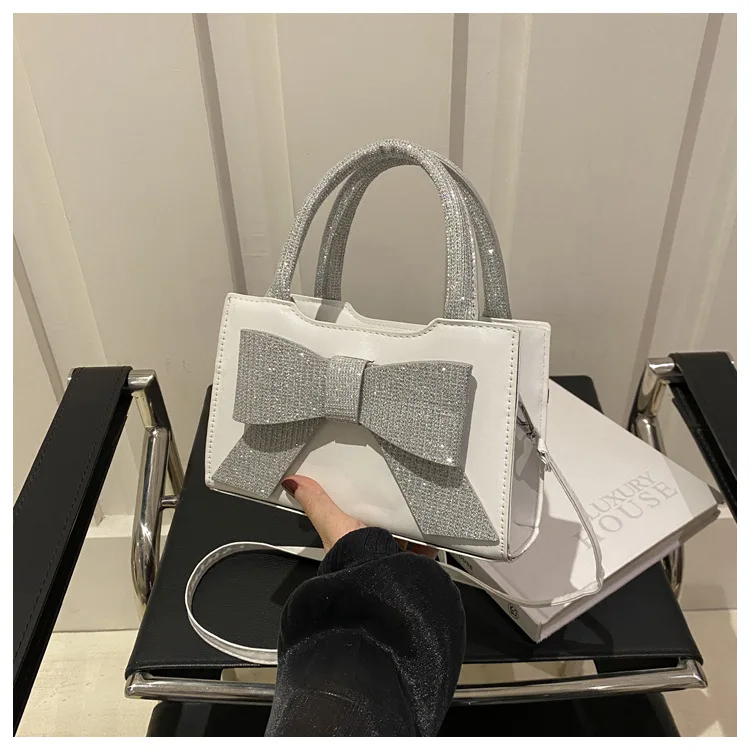 

2025 New Bow Detail Square Bag Large Capacity Shoulder Tote Fashion Commuter Crossbody Purse for Women Trendy