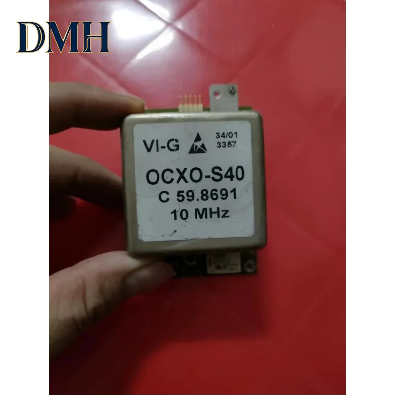 In Stock Spot Goods CMU200 Constant Temperature Oscillator OCXO-S40 10MHZ CMU-B12 Used With MV83-D4