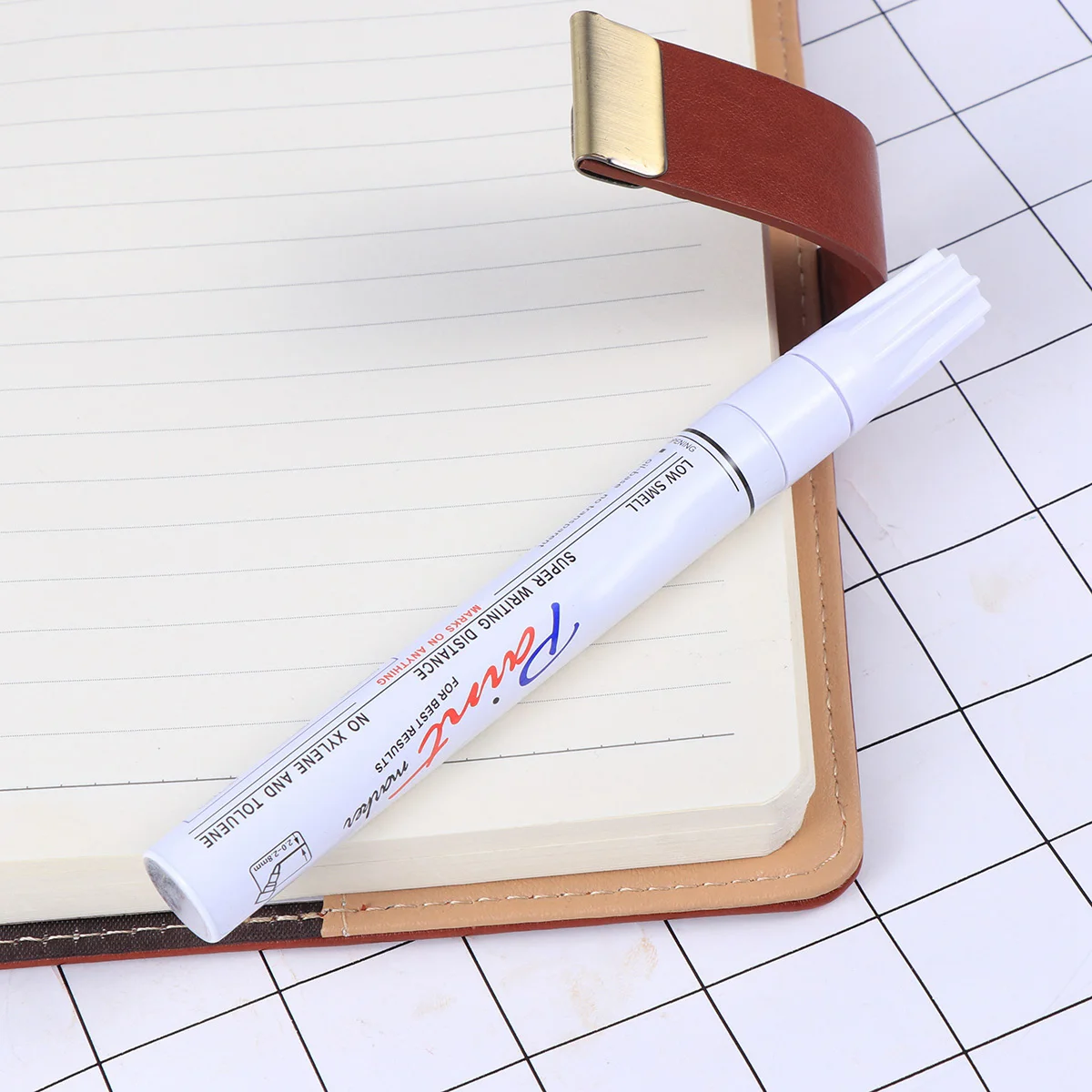 

White Car Paint Touch Up Pen Scratch Repair Marker Concealing Tool Prevents Rust Oxidation for Automotive Metal Glass Wood