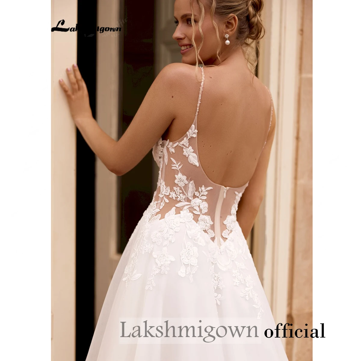 Lakshmigown Strandhochzeitskleider mit Perlen, Spitzenapplikationen, sexy Brautkleider aus Tüll im Boho-Stil, Spaghettiträger, nach Maß gefertigt – Detail 8