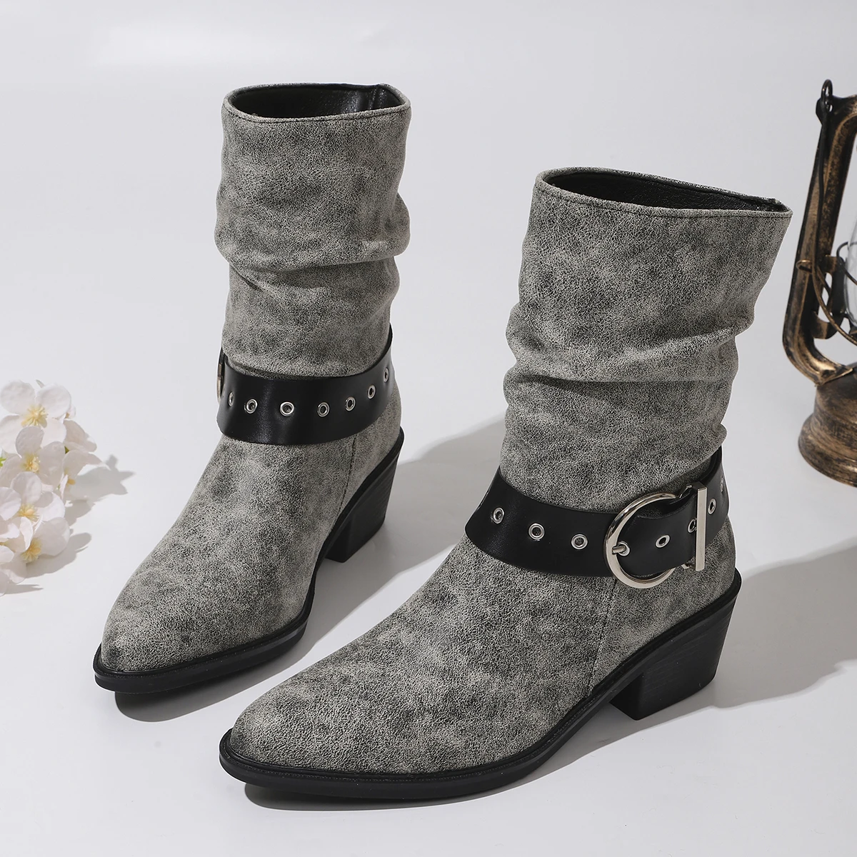 Retro Ankle Boots 2026 New Summer Style, Chunky Heels, Ruffled Pile, Pointed Toe, Slimming Knight Boot Style