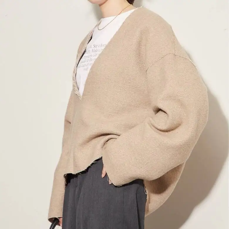 

Новая зимняя шерстяная твидовая верхняя одежда 2025 года, топ в стиле ретро, универсальный, повседневный, простой, длинный, стандартной длины, женский...