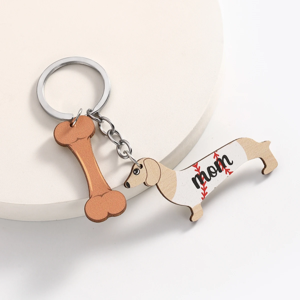 1Pc Wood Sports Series Dachshund Dog Keychain Cute Animal Key Chain Ring Bag Backpack Charm Car Key Pendant