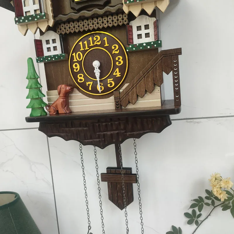 ساعة الوقواق الغابة السوداء ساعة حائط الوقواق لغرفة الأطفال الرعوية الأوروبية