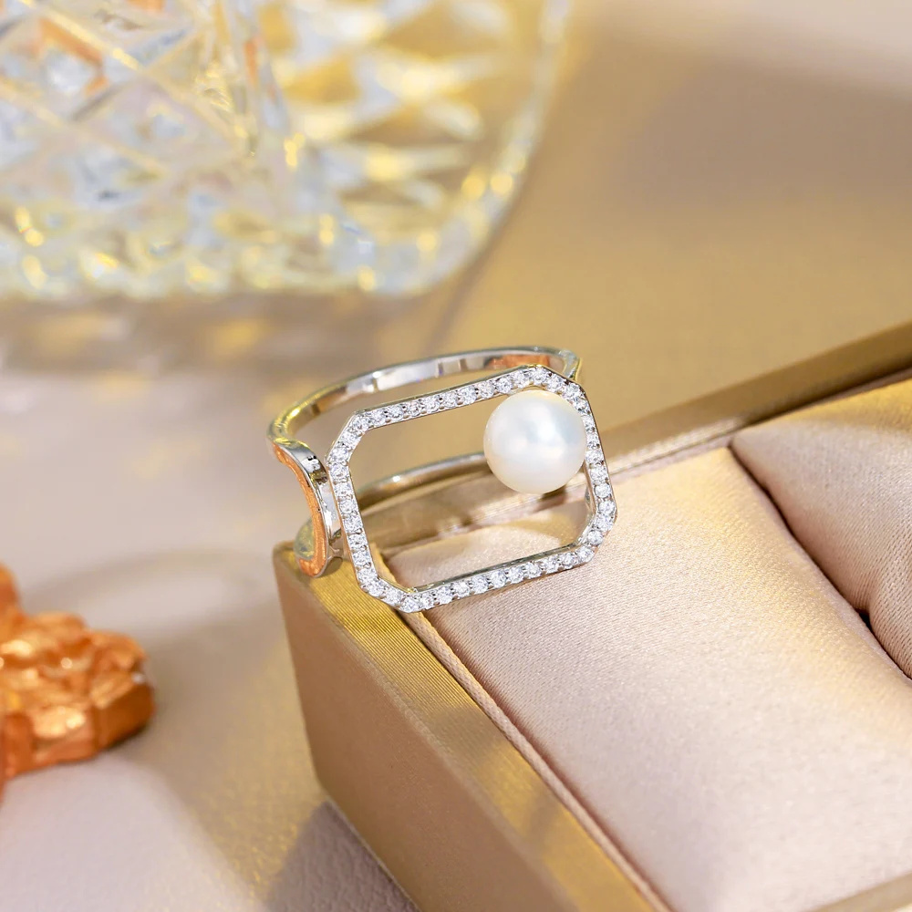 CWWZircons Resizeable Shiny White Cubic Zirconia Paved Creative Geometrical Rectangle Pearl Rings for Women Engagement R245