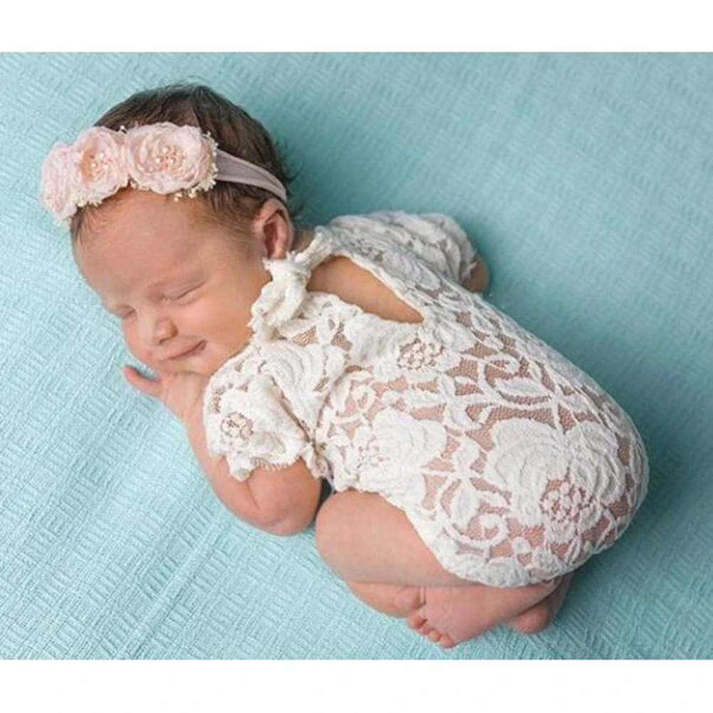 

Baby Lace Jumpsuit Hollow Out Bowknot Design Soft Breathable Infant Romper Headband Photography Outfit White Baby Bodysuit