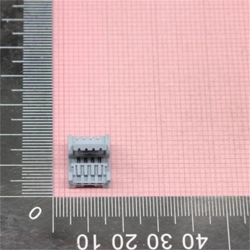 

1Pcs/Lot 34791-0041 MOLEX Mini50 Unsealed Receptacle, Single Row, Non-Bridged, 4 Circuits, Polarization Option B, Gray