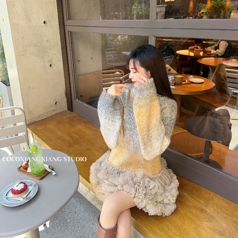 Fashion Design Stitching Heavy Industry Net Yarn Puffy Princess Dress V-Collar Contrast Color Slimming Sweater Pullovers Women