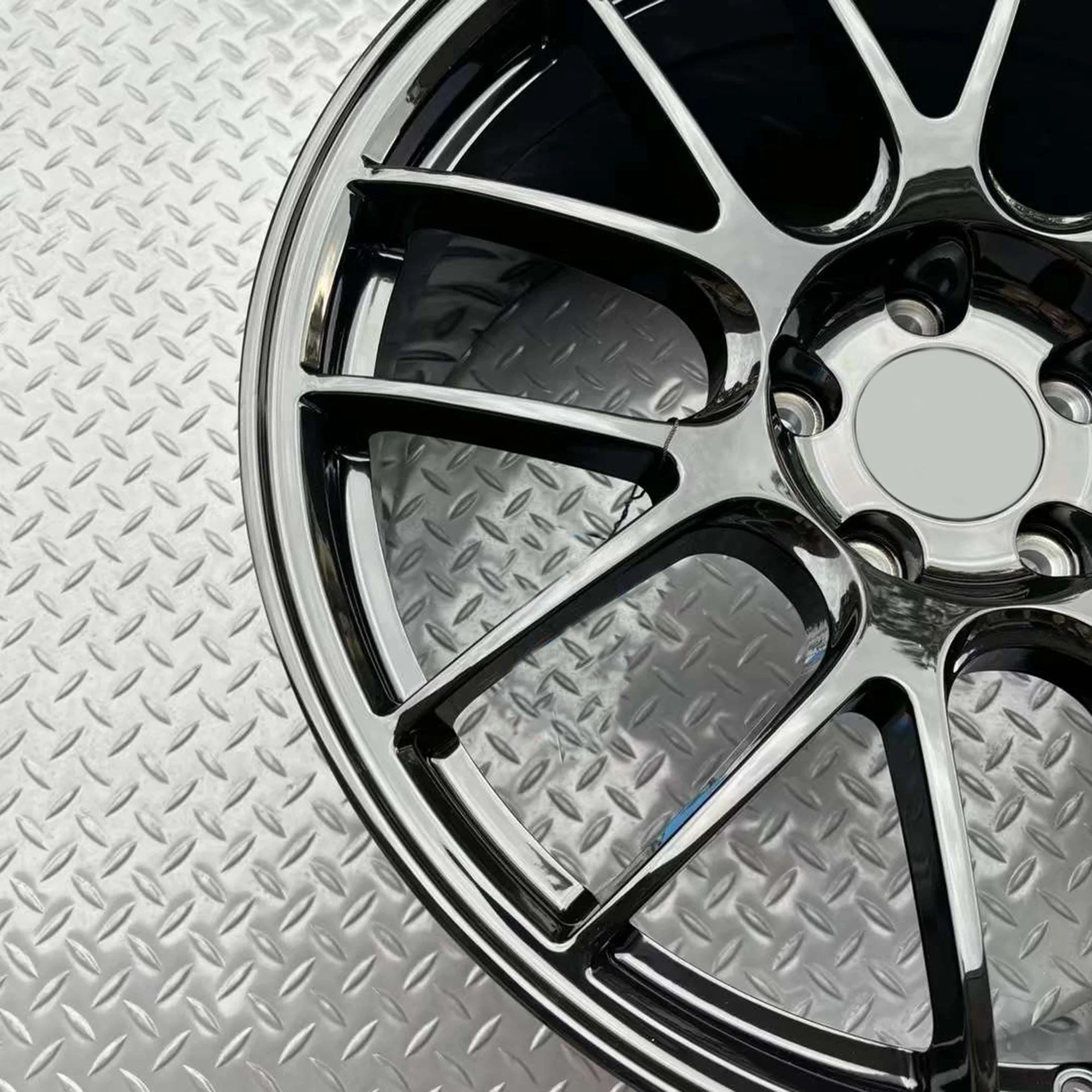 

OUCHI для колес Aventador LP700 LP740 LP750 SVJ LP770, авиационный алюминий T6061, процесс ковки, поддержка индивидуальных чертежей