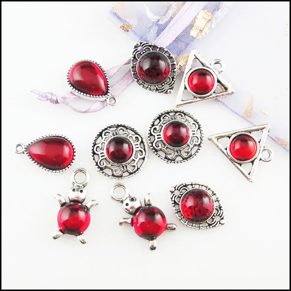 Fashion New Animal Tortoise Eye Triangle Teardrop Charms Round 8mm Red Glaze Tibetan Silver Plated Pendants Retro