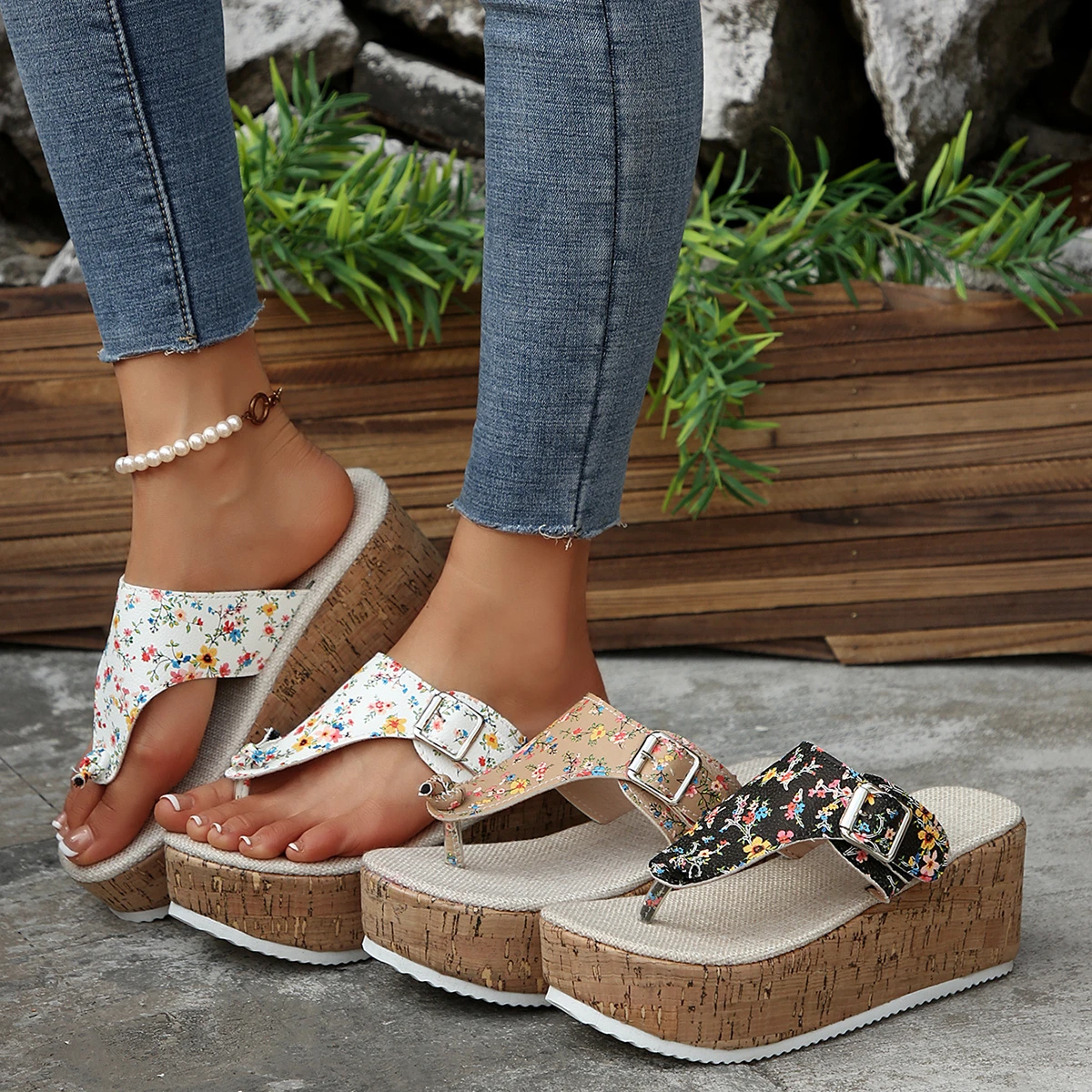 

Women Slippers Summer New plus Size Sandals Roman Thick Heel Slippers Women Fashion Wide Edge Casual Slip-On Shoes slides women