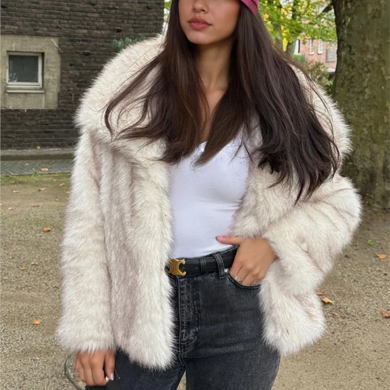 ملابس خارجية ريترو للرجال من فراء الثعلب الصناعي القهوة ملابس خارجية لشتاء 2025 سترات نسائية سميكة ودافئة معاطف من الفرو معاطف منفوشة #4