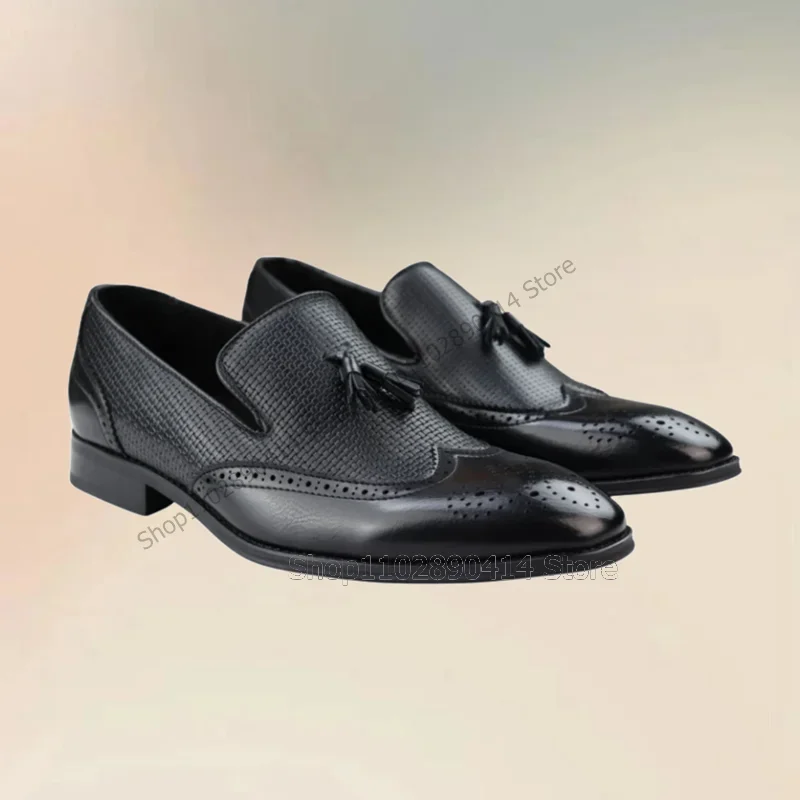 

Black Brown Knitted Carving Design Tassels Decor Loafers Fashion Slip On Men Shoes Luxury Handmade Party Office Men Dress Shoes