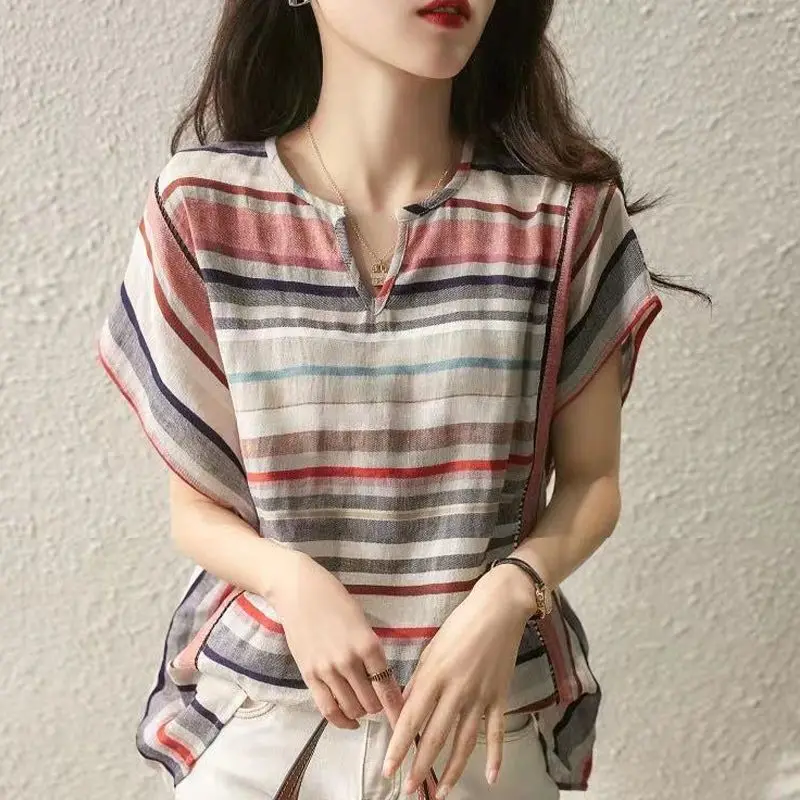 

Fashion V-Neck Casual Color Striped Batwing Sleeve Blouses Women's Clothing 2024 Summer New Loose All-match Tops Commuter Shirts