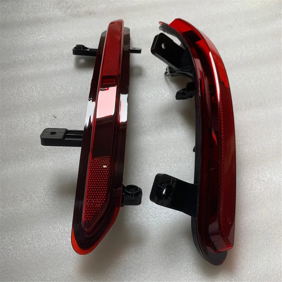 

A02Q-Rear Bumper Brake Light Parking Warning Reflector Taillight for Chery Tiggo 8 PLUS Tiggo 8 Pro 605000367AA 605000368AA