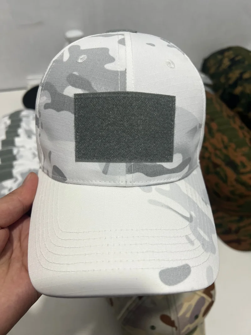 

Outdoor snow camouflage baseball cap