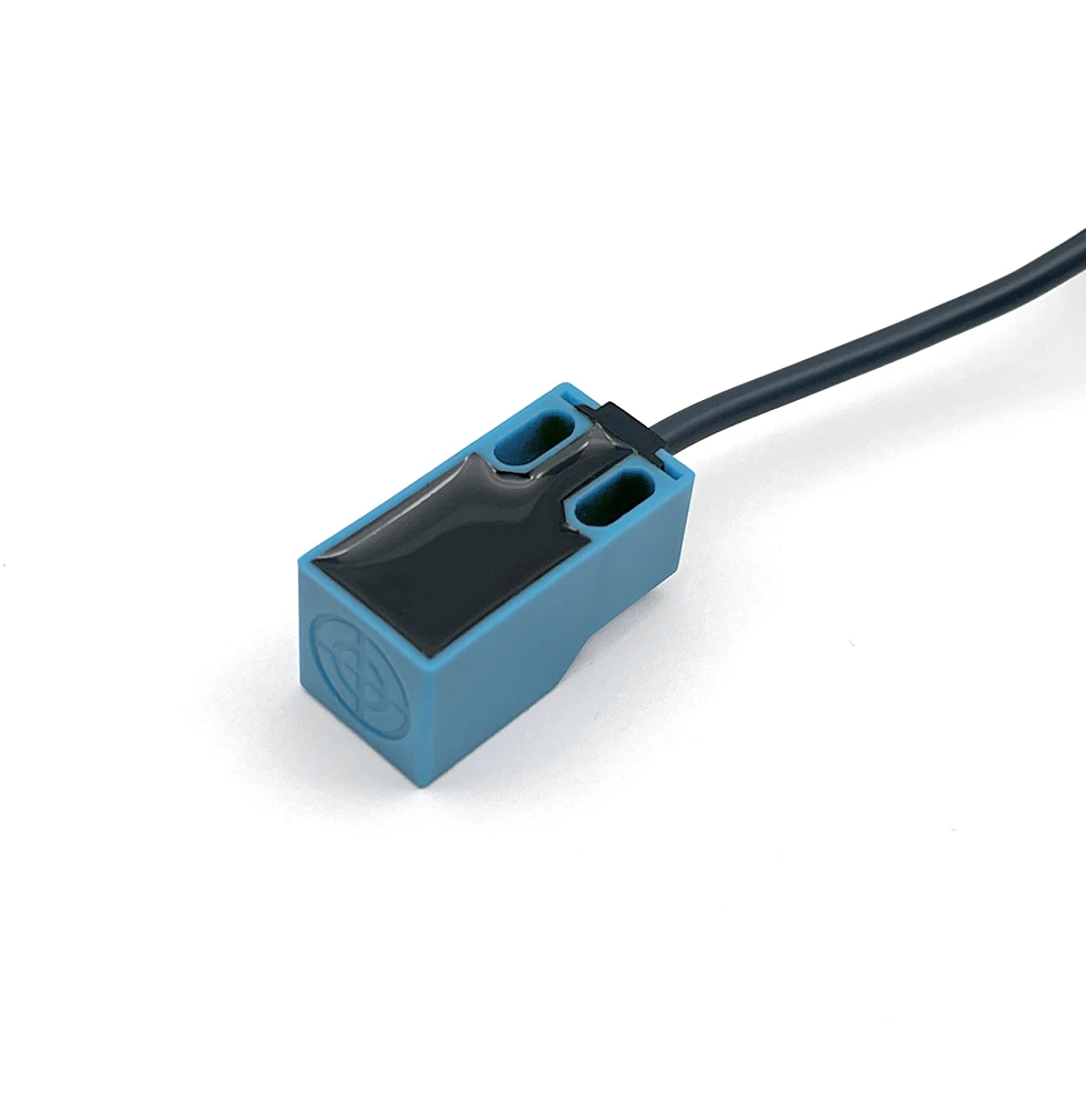 1pcs SN04 series SN04-N SN04-N2 SN04-P SN04-P2 DC NPN PNP NO NC 4mm prism shape inductive proximity sensor switch blue