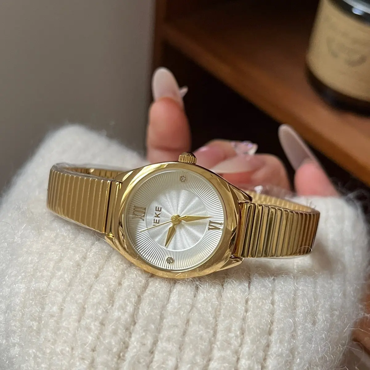 New Stylish Women'S Watch, Chic Fashion Chain Strap, Versatile Round Dial Quartz Wristwatch, A Creative Gift For Women.