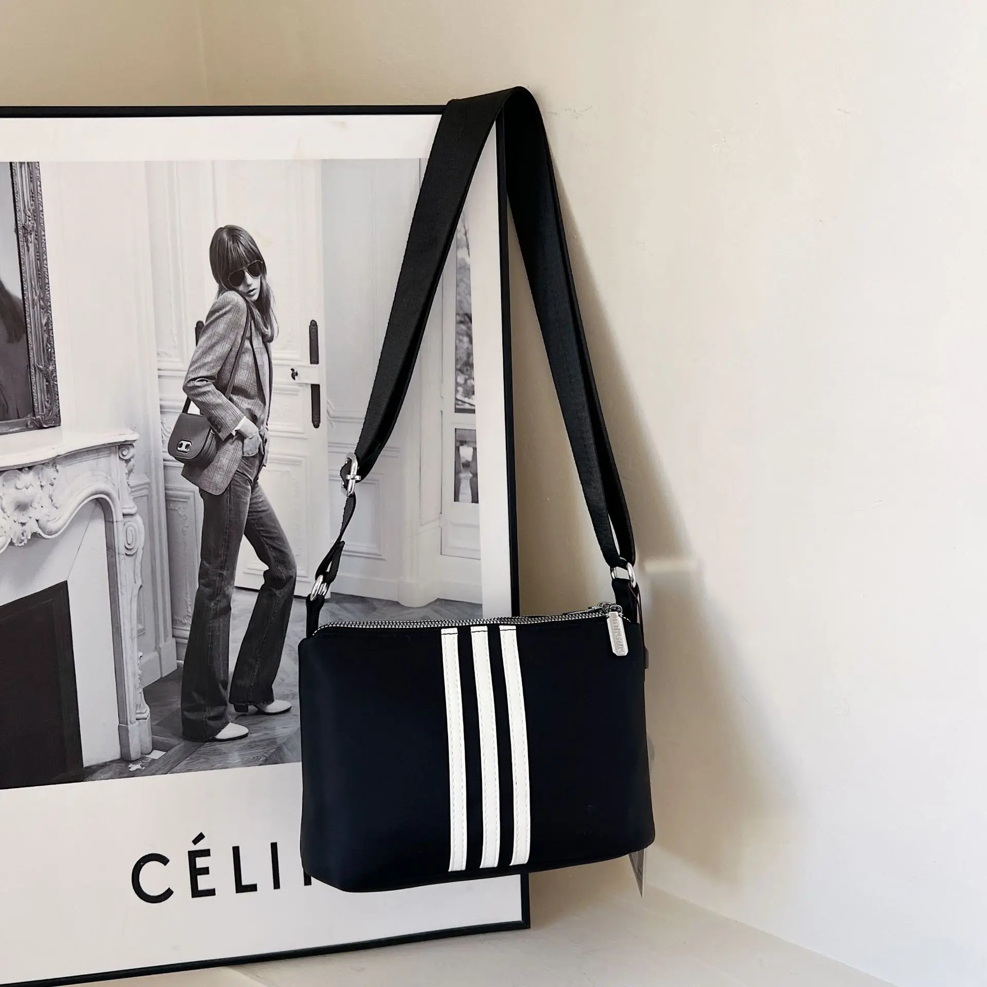 

2025 A/W Big Work Tote for Professionals, Spacious Laptop Bag Multi-functional Shoulder Crossbody, Commuter Bag for Office