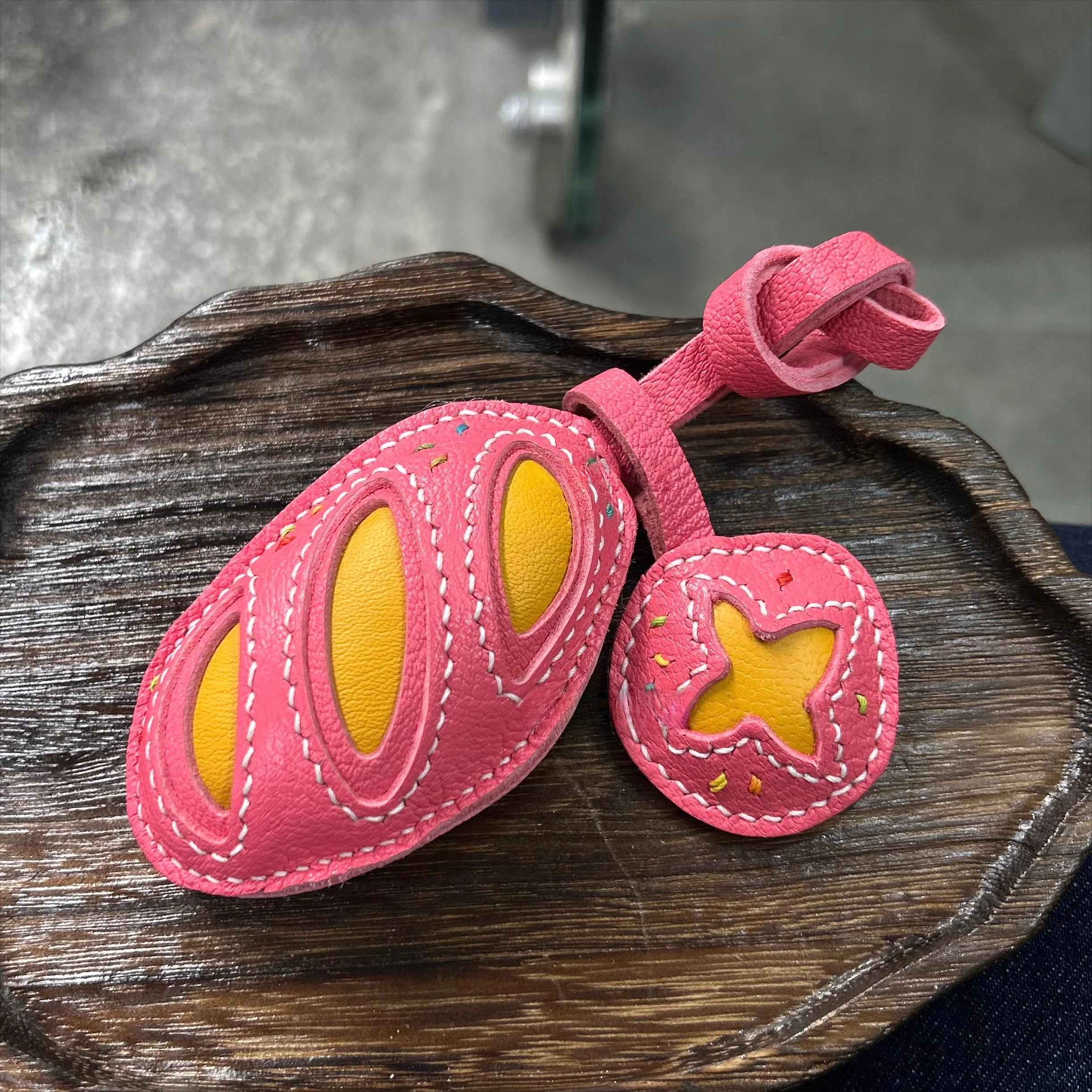 

Imported leather handmade alkaline water bag pendant cute key accessories baguette bag pet vintage exquisite gift