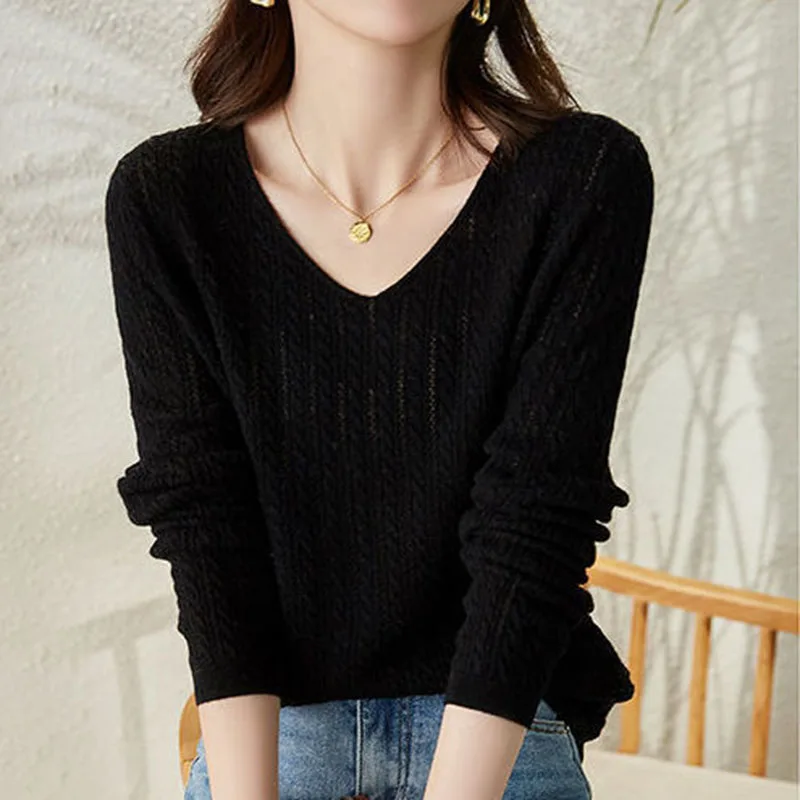 Fashion V-Neck Solid Color All-match Knitted Sweaters Women's Clothing 2022 Autumn New Casual Pullovers Loose Korean Tops