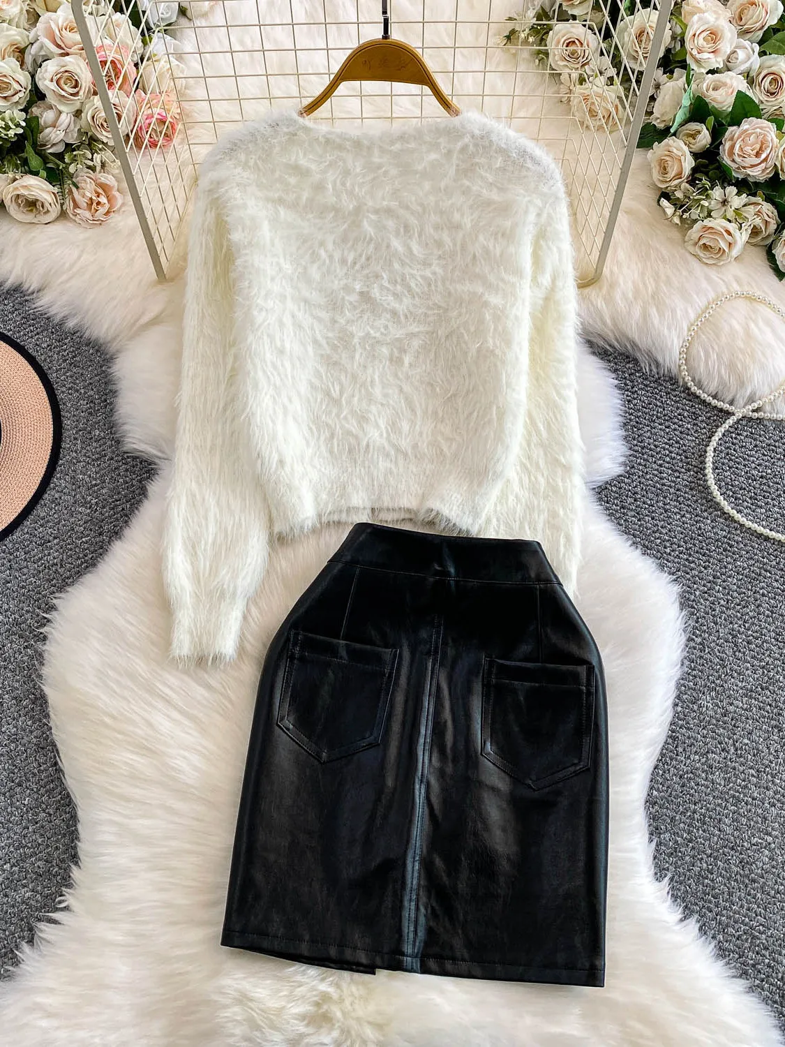 

Ele ort Fur Jaet V-Ne Комплект из двух предметов для женщин Сладкие цветные пуговицы Теплая модная верхняя одежда с юбкой с высокой талией