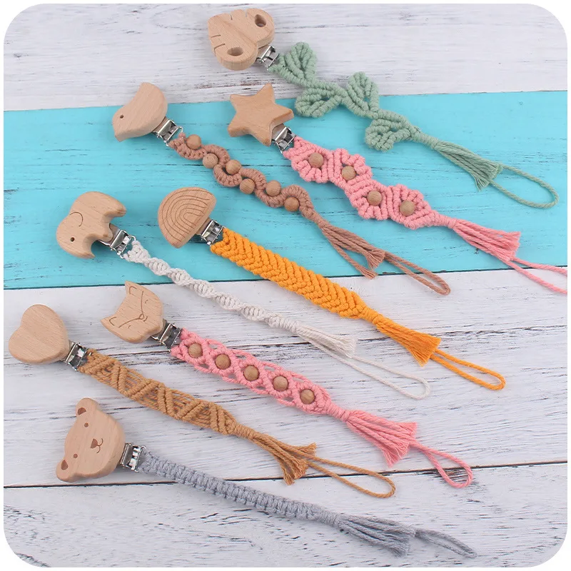 Baby Pacifier Holder Knitting Braid Four Flower Leaf Wooden Ring Pacifier Clip Crown Teething Chain Teether for Children Gift