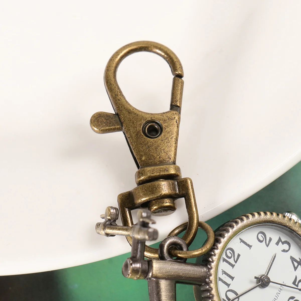 الرجعية دراجة المفاتيح ساعة الجيب سبيكة الحرفية معلقة قلادة خمر نمط ساعة صغيرة ديكور هدية التبعي #1