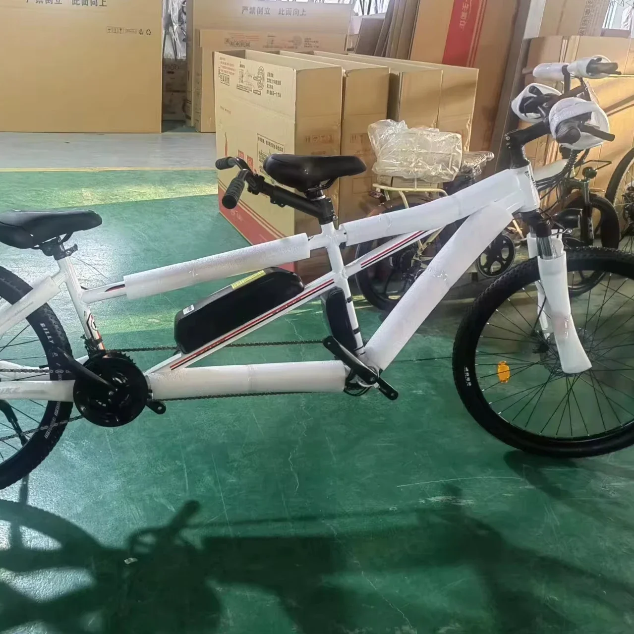 

26 inch two seat pedal e-bike 21 speeds family tandem bike electric support children seat