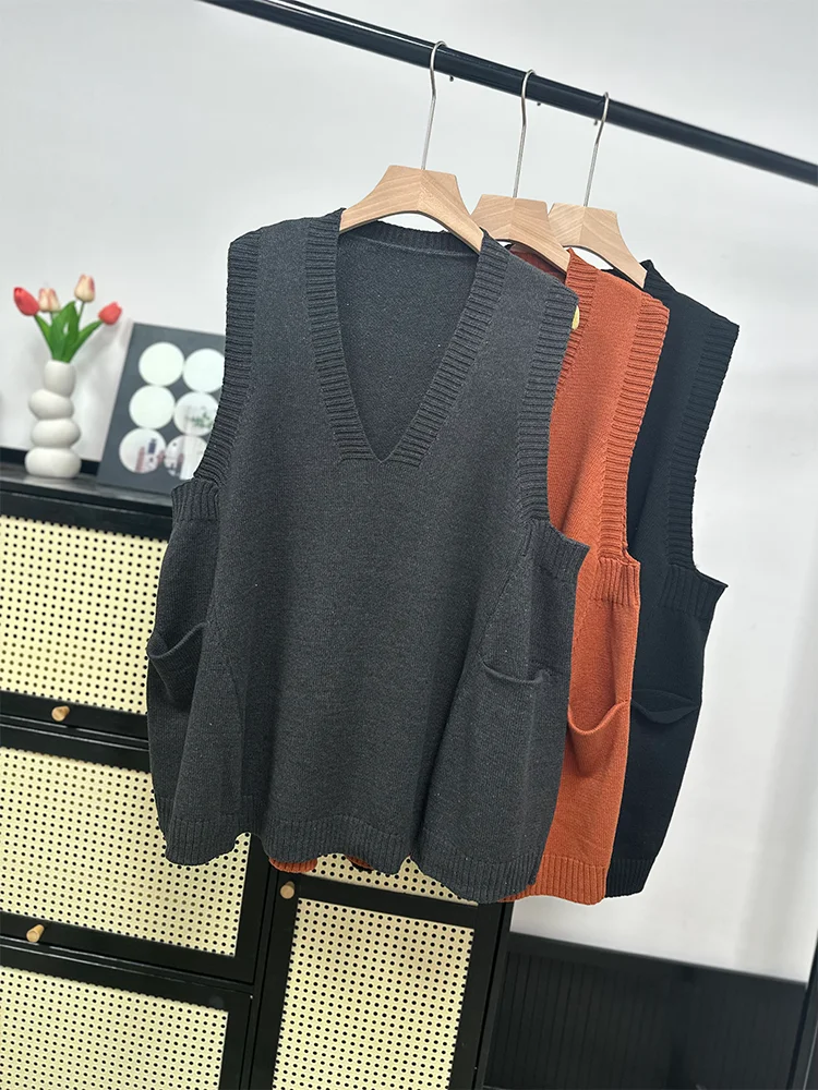 

High Quality Large-sized Medium Length V-neck Knitted Vest for Women's Cotton Vest, Loose Fitting for Autumn and Winter Sweaters