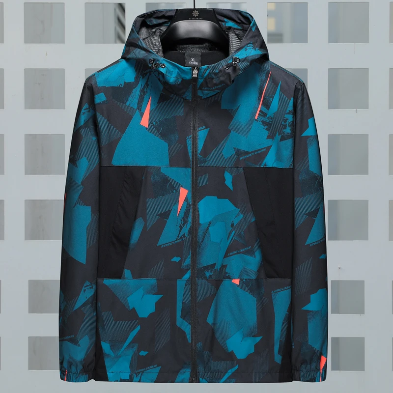 

Spring Men's Jacket 2024 New Fashion Trend Contrasting Color Print Outdoor Mountaineering Hooded windbreaker Men's stormcoat