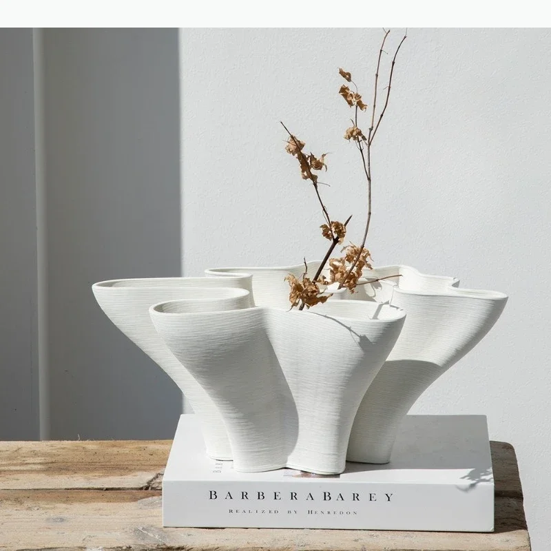Ceramic Art Vase Ornament Flower Arrangement Flower Vessels Plant Flowerpot Hydroponic Vases Decorative Vases Flower Vase Crafts
