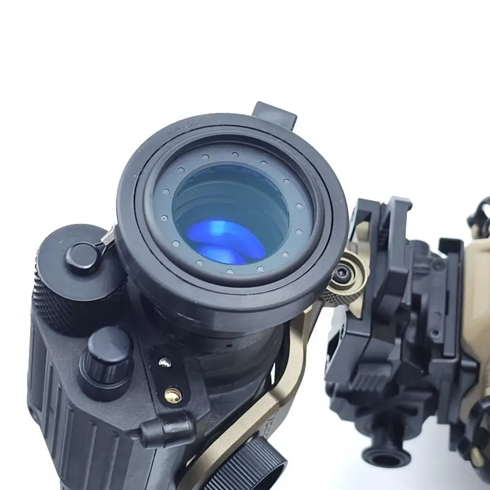 PVS-14 PVS-31 PVS-18 BNVD MUM-14 Universal Focus Adjustable Iris