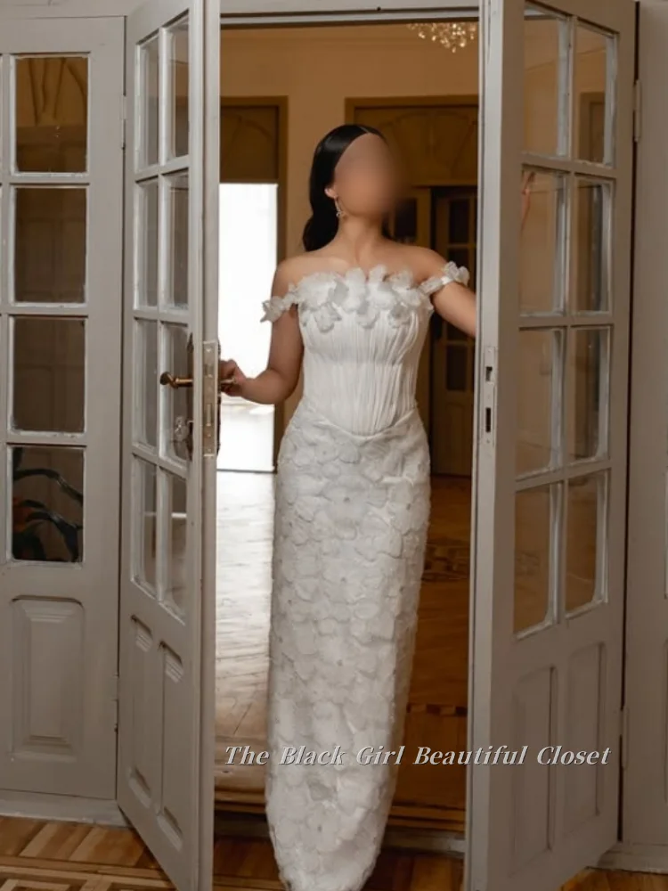 Aangepaste elegante strass bloemen galajurken schouder tule geplooide rechte avondjurk 2025, Arabische vrouwen avondjurk